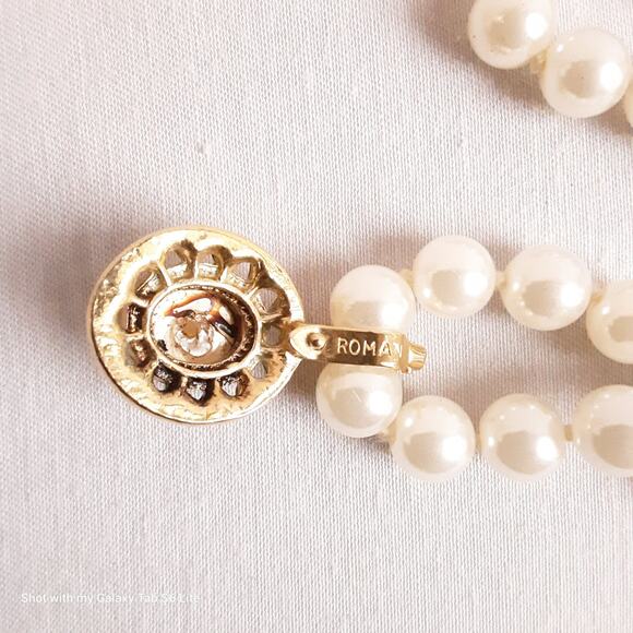 Roman Faux Pearl Necklace With Removable Oval Cabochon Clear Rhinestone Pendant - Picture 4 of 10